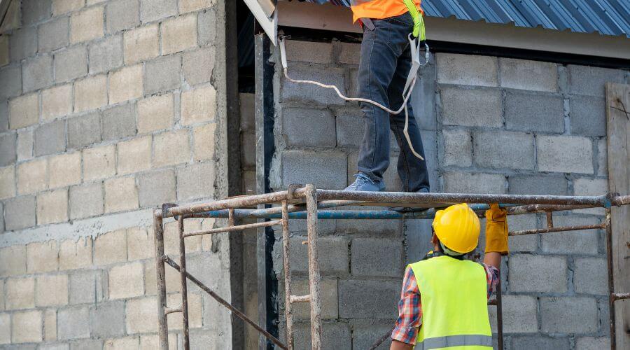 Professional residential roofers in Scotts, MI